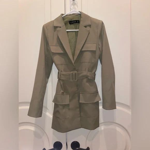 Lioness Steinway v neck blazer mini dress with tie in sage green - Picture 5 of 7